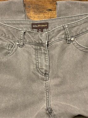 Dana Buchman Women’s Washed Gray Straight-Leg Jeans - Size 6